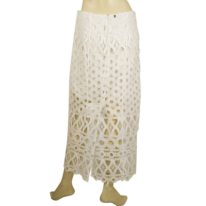 Dondup White Lace Calf Length Summer Skirt w. inner shorts