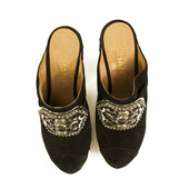 Chanel Black Suede Clog Limited Edition 2020 Printemps-été jeweled mules sz 36,5