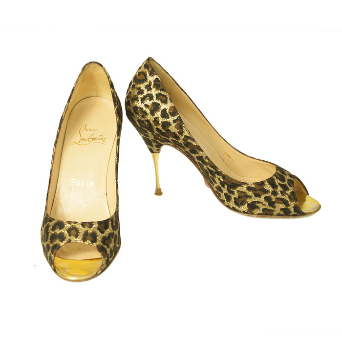 Christian Louboutin Leopard Print Yoyospina 100 Giaguaro Pumps heels peep toes