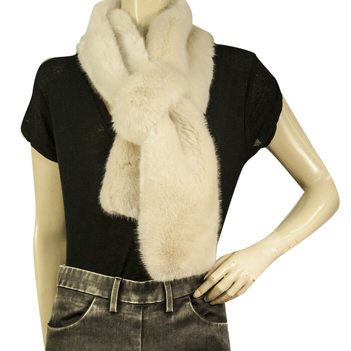 KN Kati Niemi Collection White Faux Fur Collar Neck Warmer Winter Scarf