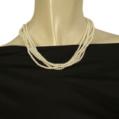 Elegant 5-row Schoeffel freshwater cultured pearl necklace with a clasp made of 18kt. gold