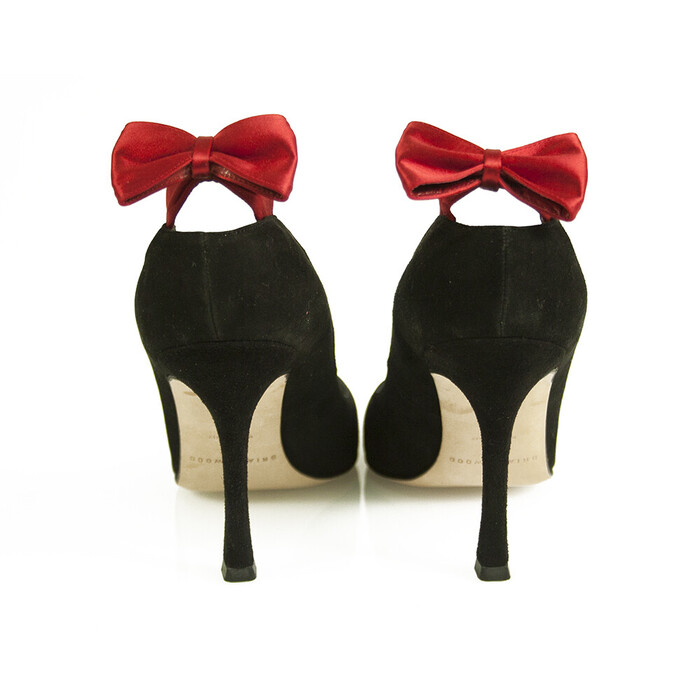 Brian Atwood Black Suede Red Satin Bow Classic Pumps Heels Shoes - Size 40