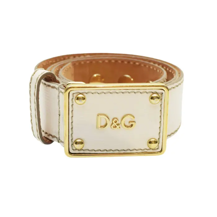 Belt with DG logo buckle