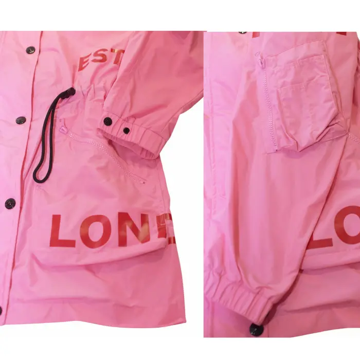 Burberry Pink Dartmouth Horseferry Print Rain Jacket Shape-memory