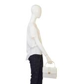 GUCCI White Leather Gold Tone Twist Lock Top Handle Handbag Vintage Grab Bag