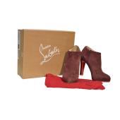 Christian Louboutin burgundy suede ankle boots size 11, EU 41