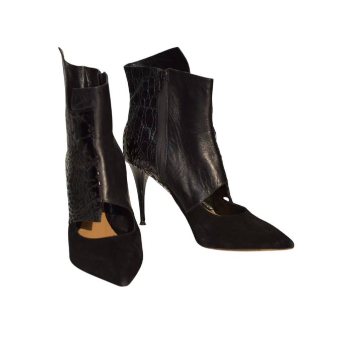 Chloe black pointed toe leather & suede ankle boots embossed 40