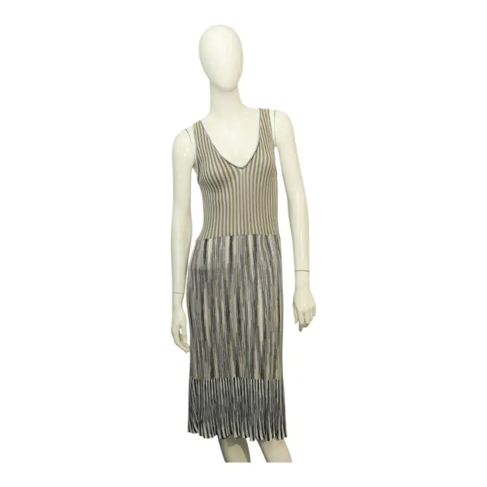 Missoni Sport Gold Shiny Sleeveless V Neckline Midi length Knit Dress Size  L - Swap Shop