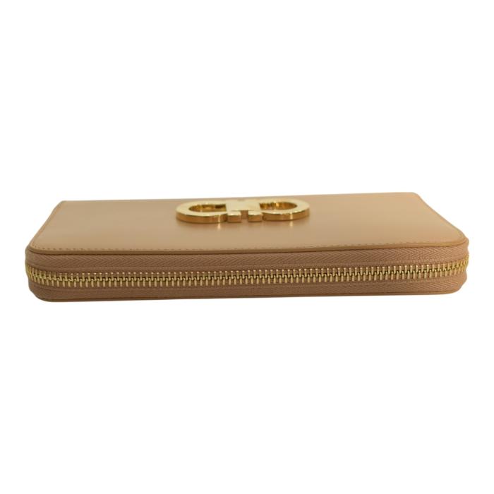 Salvatore Ferragamo Gancini leather wallet zip around gold logo-lettering NWB
