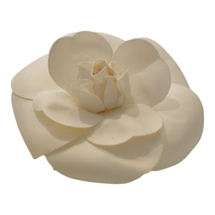 CHANEL Brooch Corsage White Camellia Flower Pin Vintage Made In France
