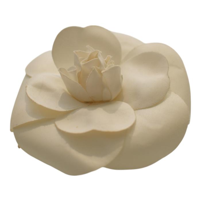 CHANEL Brooch Corsage White Camellia Flower Pin Vintage Made In France