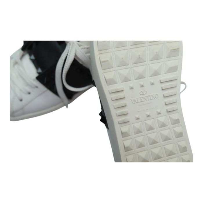 VALENTINO ROCKSTUD UNTITLED SNEAKER IN CALFSKIN LEATHER WITH TONAL STUDS 37