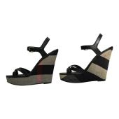 Burberry Black Leather Signature Check Wedges Platform Strappy Sandals Shoes 40
