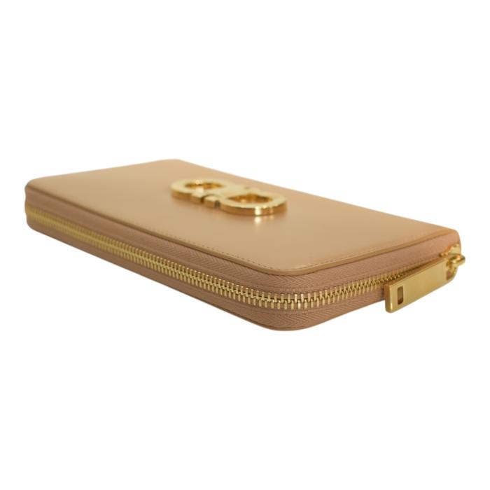 Salvatore Ferragamo Gancini leather wallet zip around gold logo-lettering NWB