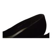 Gucci Black Suede Leather Almond Toe Classic Heel Platform Pumps size 39 US 9