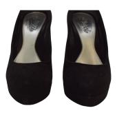 Gucci Black Suede Leather Almond Toe Classic Heel Platform Pumps size 39 US 9