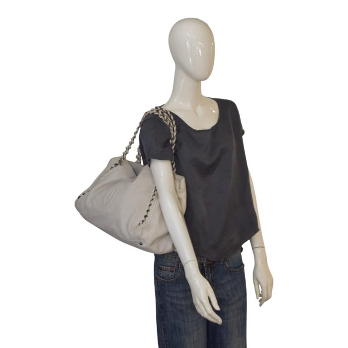 CHANEL Modern Chain E/W Tote – Off White Leather Shoulder Bag – Large CC Logo