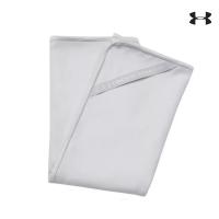 1383490 Performance Towel . UNDER ARMOUR