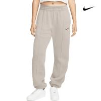 Nike  Sportswear   Collection Essentials
