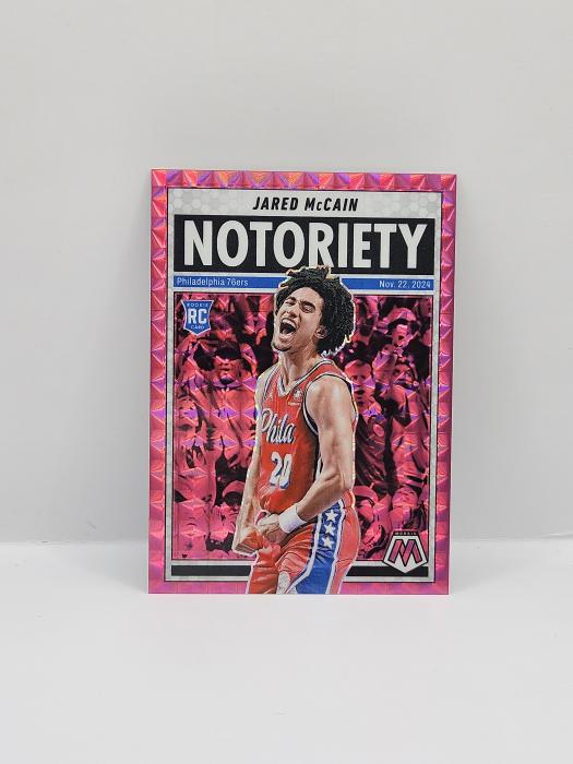 2024-25 PANINI MOSAIC JARED MCCAIN ''NOTORIETY'' PINK 064/149 ROOKIE