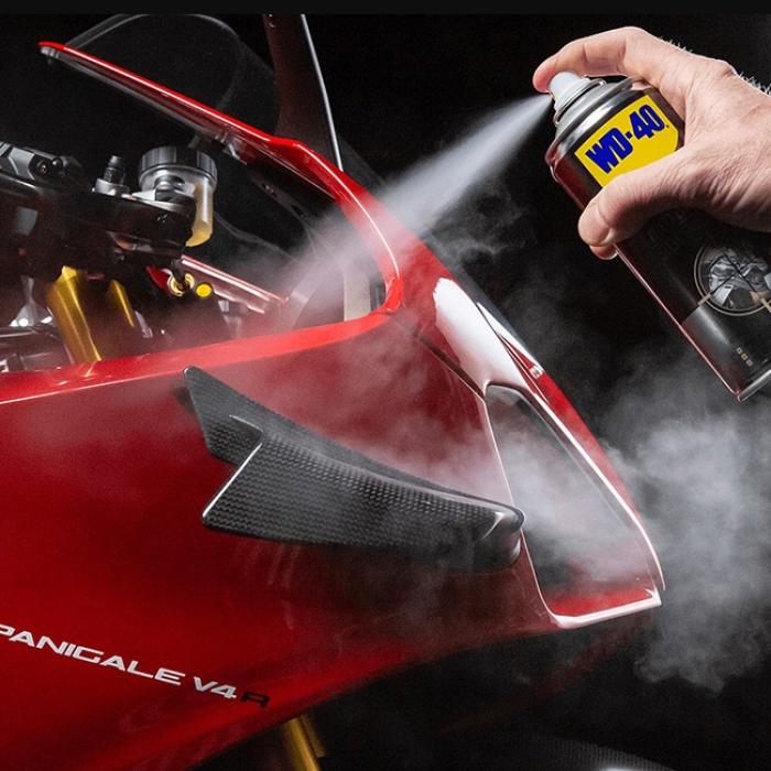 WD-40 Specialist Motorbike Silicone Shine 400ml Γυαλιστικό Σιλικόνης