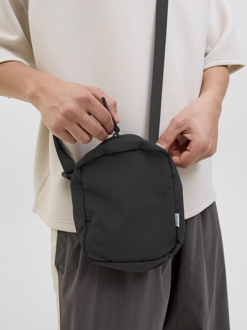 Τσάντα ώμου/χιαστί ανδρική "Everett Sling bag" μαύρη