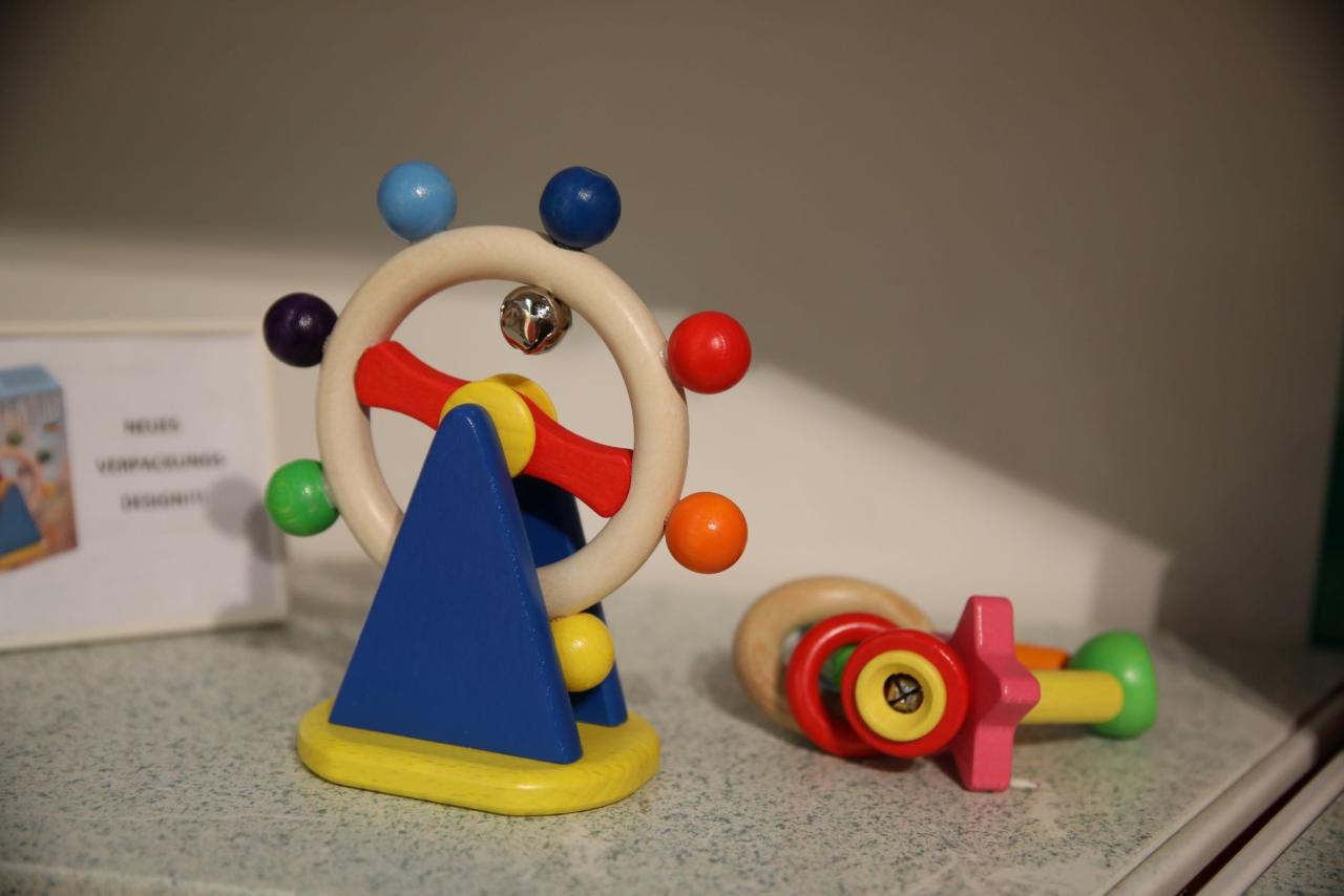 Walter® Ball Wheel Rattle