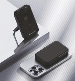 POWERTECH power bank με οθόνη PT-1416, 10000mah, magnetic wireless, 22.5W, μαύρο