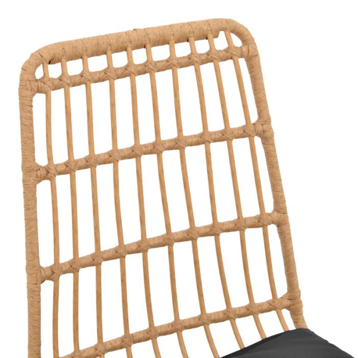 Καρέκλα Naoki  rattan σε φυσική απόχρωση με μαύρο μαξιλάρι και μεταλλικό μαύρο πόδι 45x60x83εκ