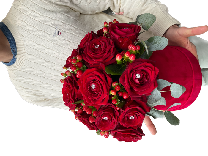 ΚΟΥΤΙ ΜΕ ΤΡΙΑΝΤΑΦΥΛΛΑ