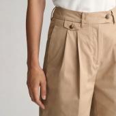 Relaxed Fit Pleated Chino Shorts - 3GW4020093 - GANT