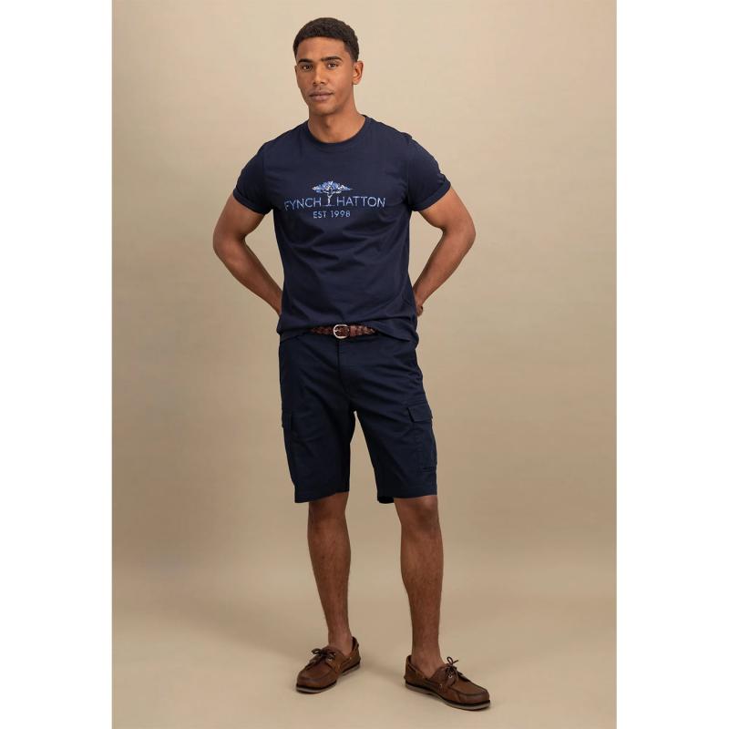 T-shirt with a round neckline with logoprint - 1503  1310 - FYNCH HATTON