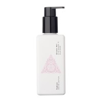 PINK PEPPER & OUD WOOD SHOWER GEL 250ml