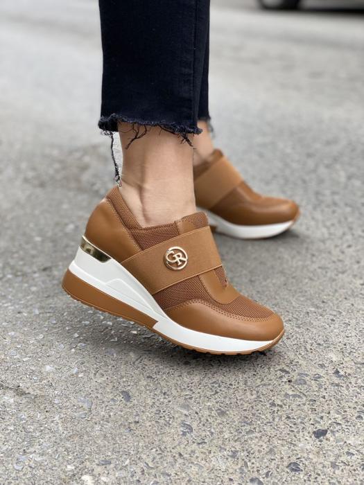 Κάμελ sneaker με λάστιχο και πλατφόρμα H9001