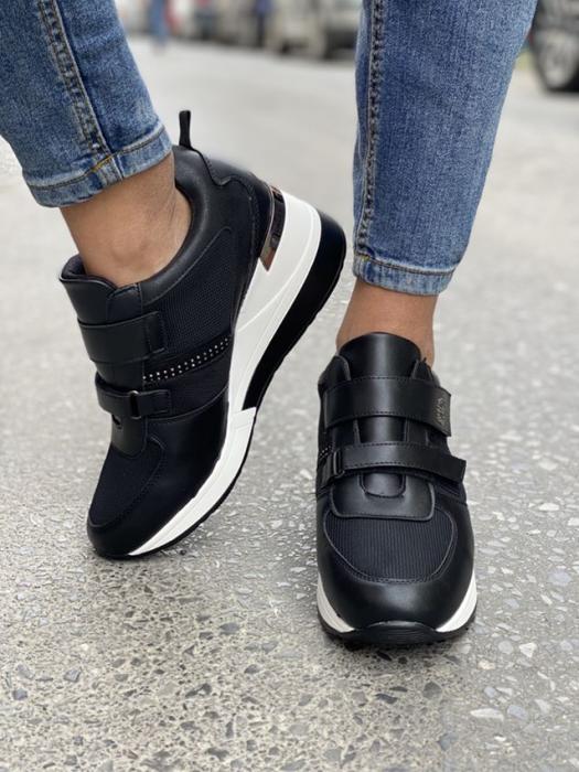 Sneaker πλατφόρμα με στρας και σκρατς κούμπωμα μαύρο H9022