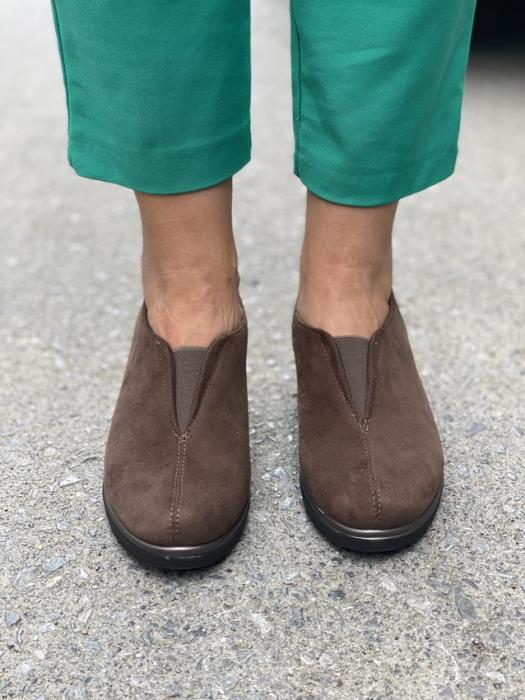 Καφέ Oxfords καστόρ με λάστιχο CT483
