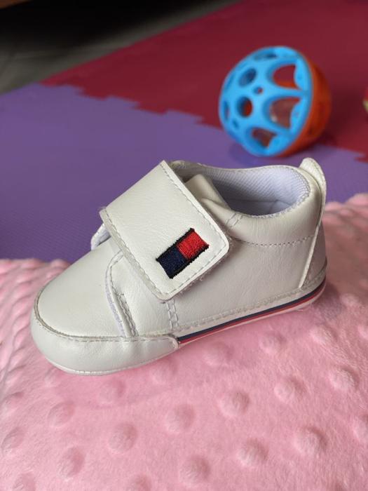 Άσπρο sneakers αγκαλιάς M7143