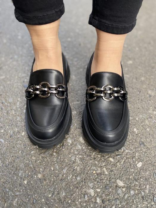 Loafer δερματίνη με μεταλλική αλυσίδα μαύρο W199