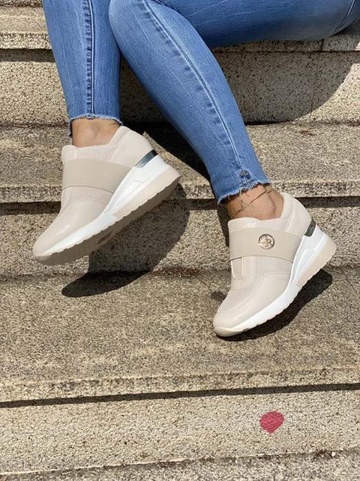 Άσπρο sneakers με λάστιχο και πλατφόρμα H9001