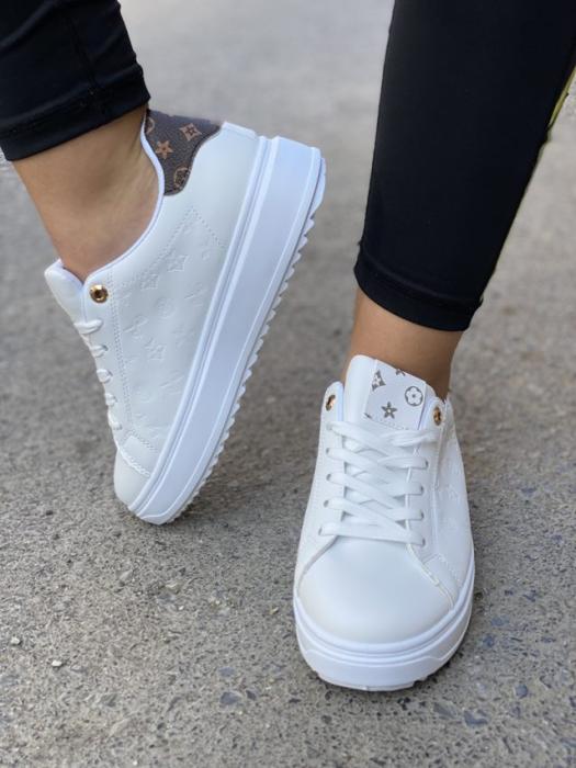Sneaker με ιδιαίτερο μοτίβο άσπρο C619