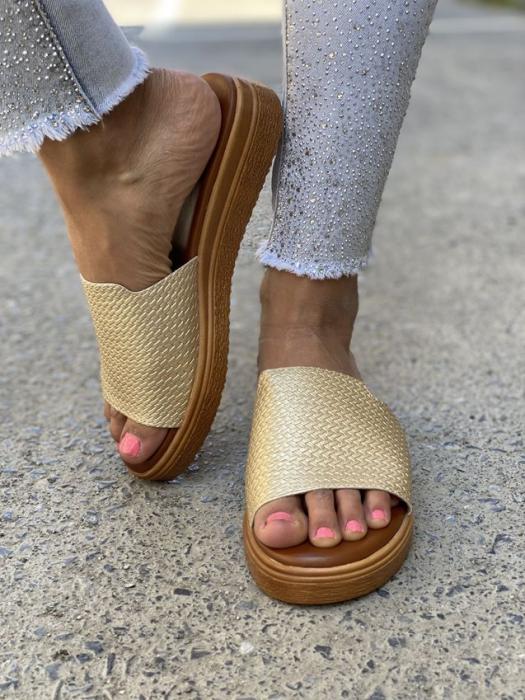 Σανδάλι flatform χρυσό 164