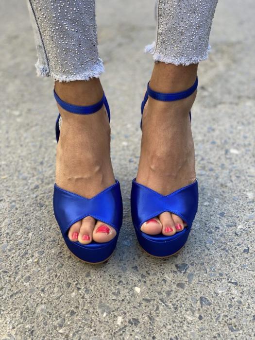 Πέδιλο σατινέ peep-toe με χοντρό τακούνι και λουράκι μπλε NW150