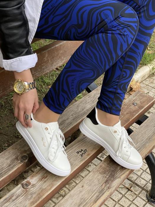 Άσπρο-ροζ χρυσό sneakers με ρόζ χρυσή λεπτομέρεια και κορδόνι BY0351