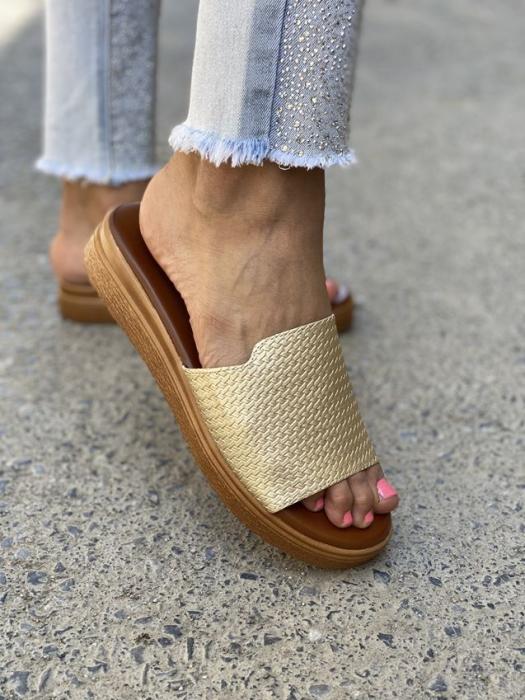 Σανδάλι flatform χρυσό 164