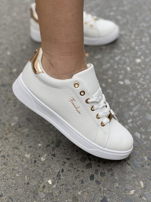 Άσπρο-ροζ χρυσό sneakers με ρόζ χρυσή λεπτομέρεια και κορδόνι BY0351