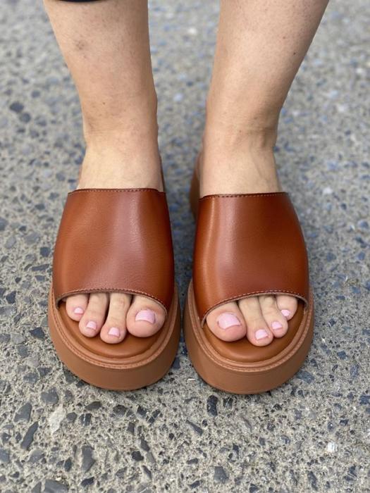 Flatform σανδάλια κάμελ Y2057