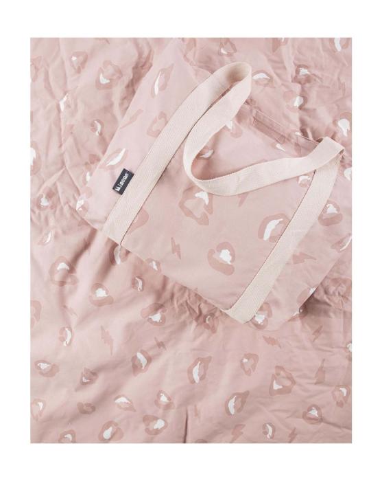 Minene – Picnic Blanket Pink Leopard