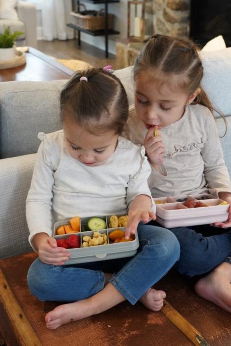 Melii – Snackle Box Mini Bulldog