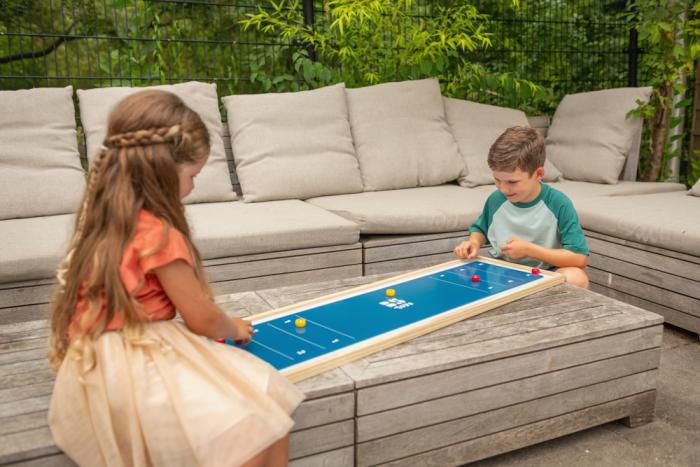 BS Toys – Ξύλινο Επιτραπέζιο Shuffleboard
