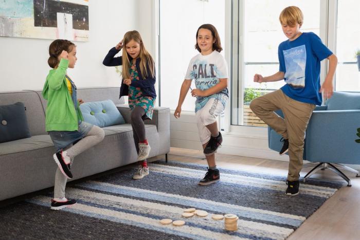Bs Toys – Moves